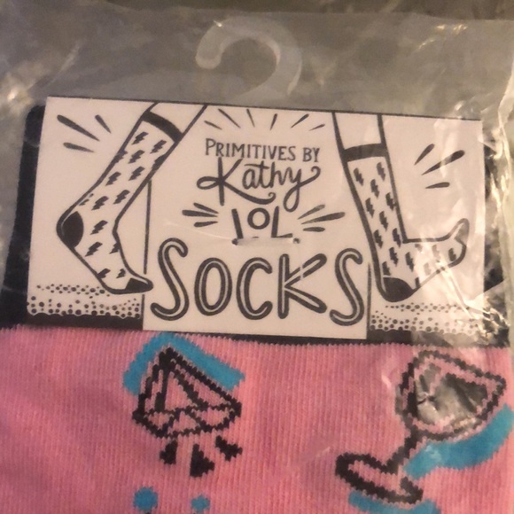 NWT Queen of Everything socks - Picture 2 of 4